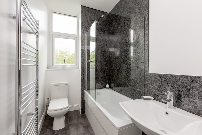 Room Murieston Crescent in City of Edinburgh
