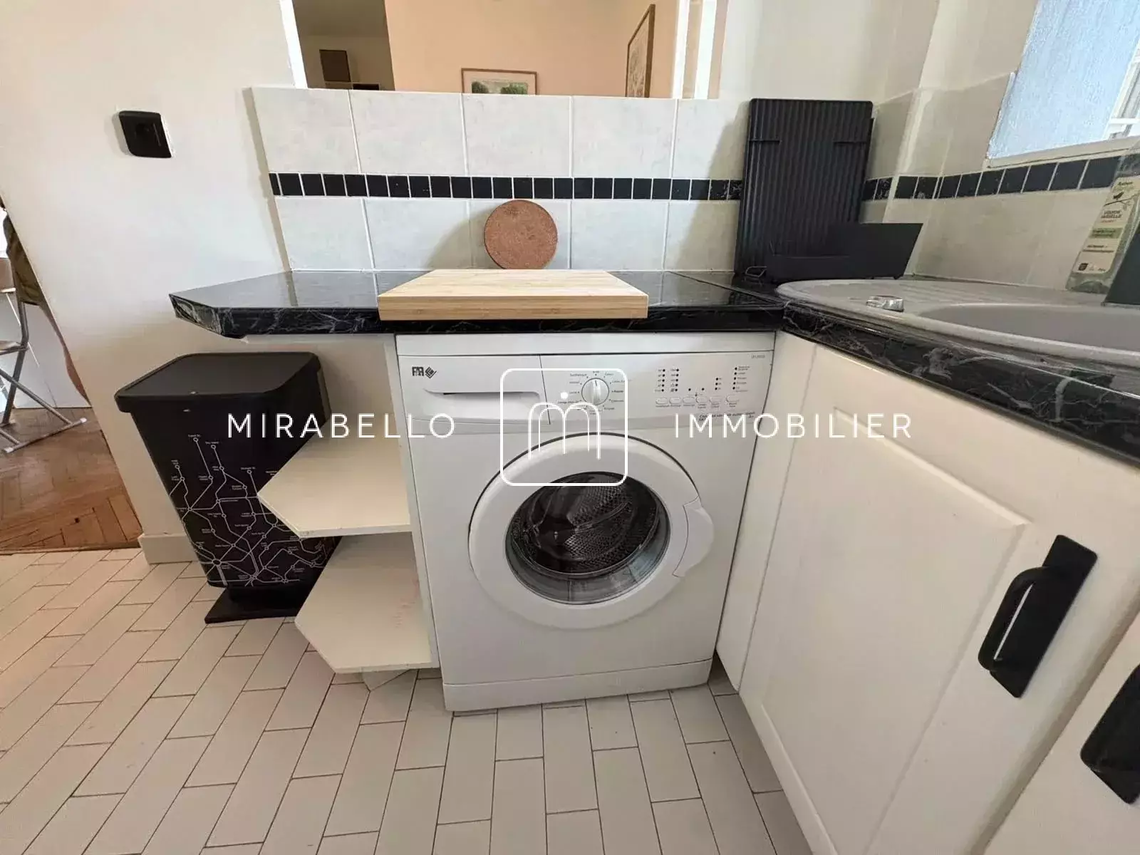Flat Avenue Georges Clemenceau in Nice