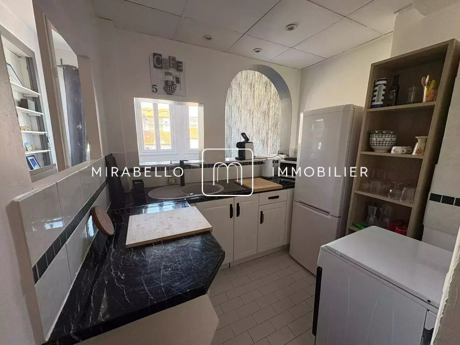 Flat Avenue Georges Clemenceau in Nice