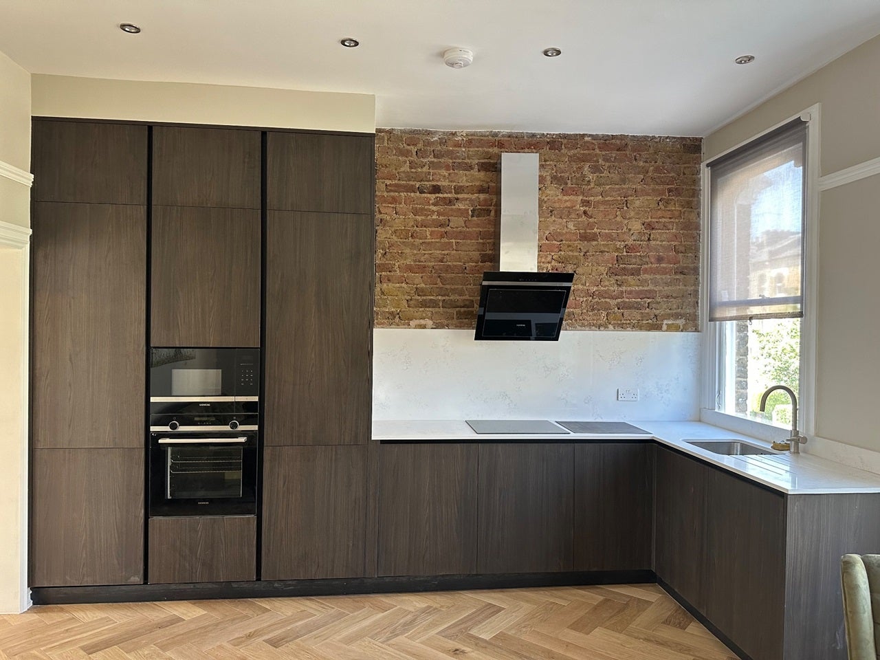 Flat Frithville Gardens in Greater London