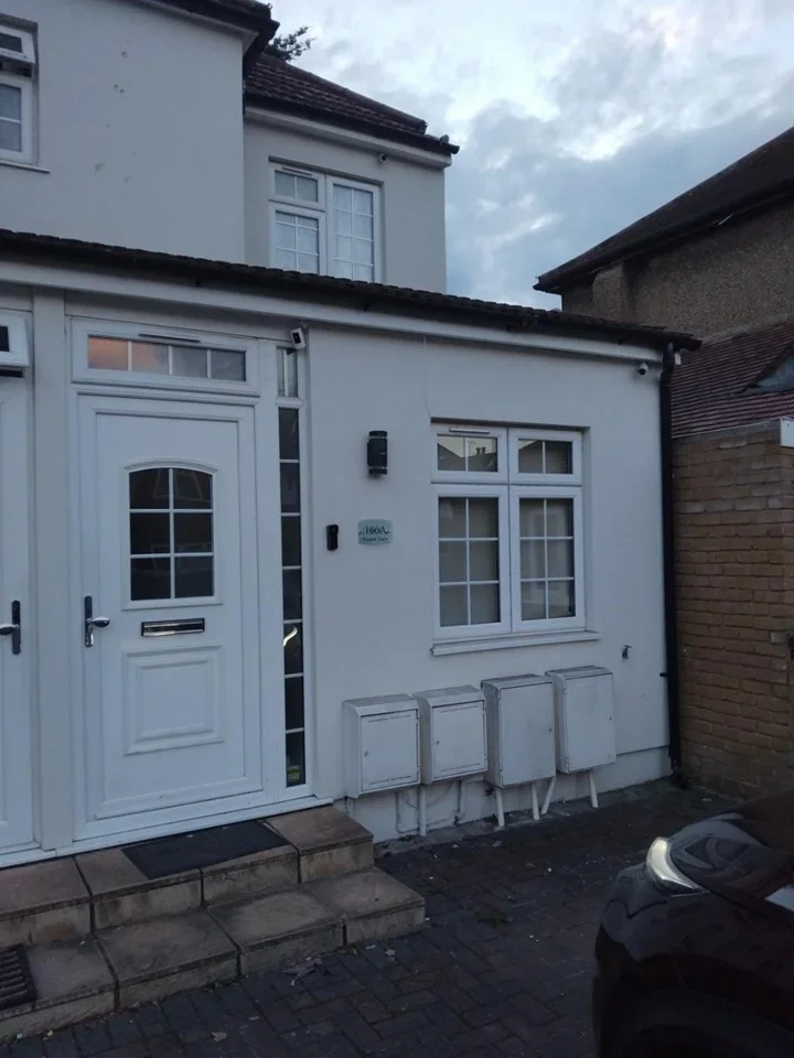 Flat Woodberry Avenue in Greater London