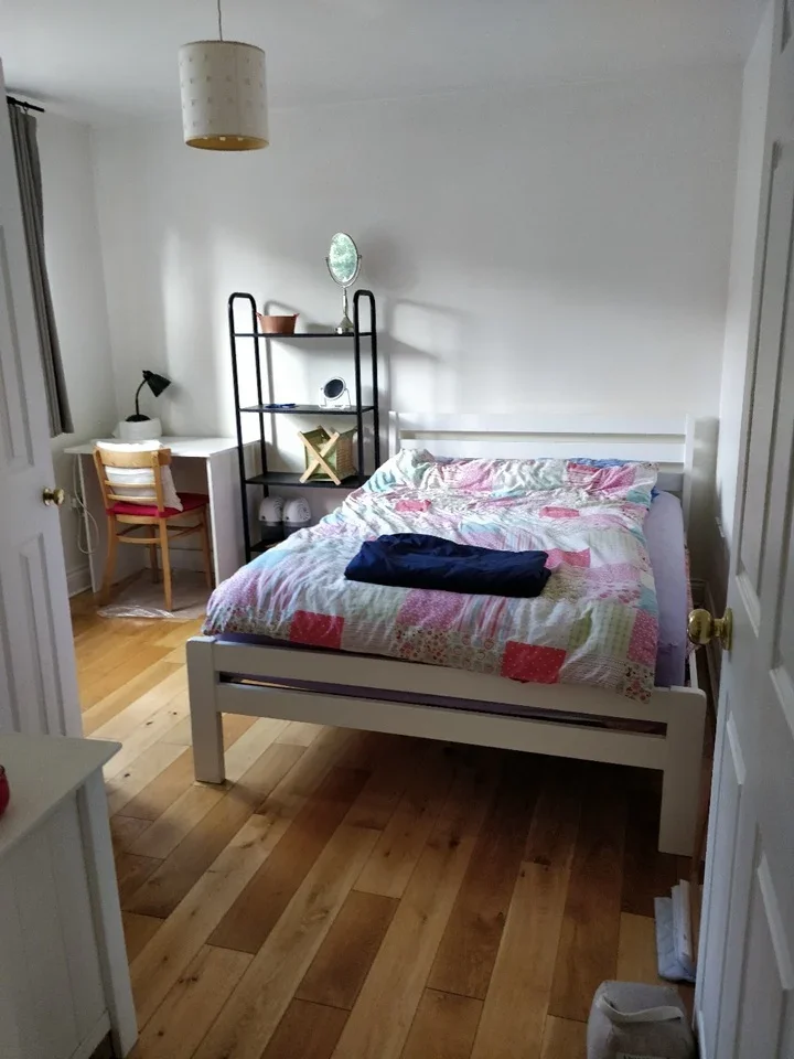 Flat Acacia Close in Greater London