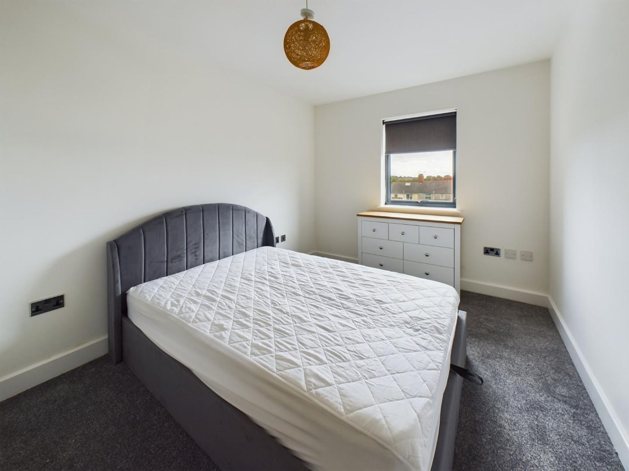 Flat Sachville Avenue in Cardiff