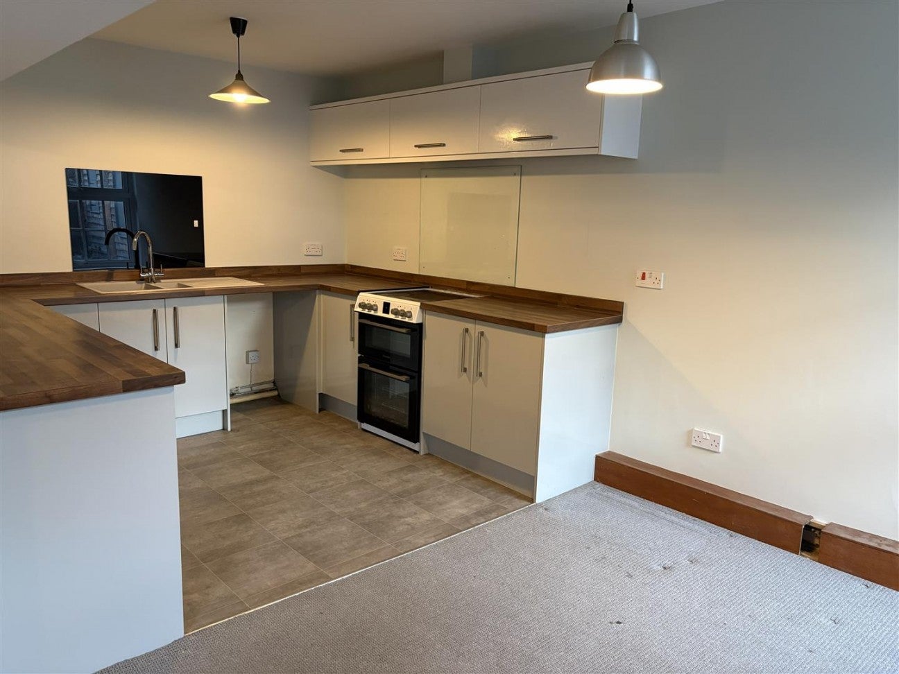 Flat Parsonage Street in Dursley