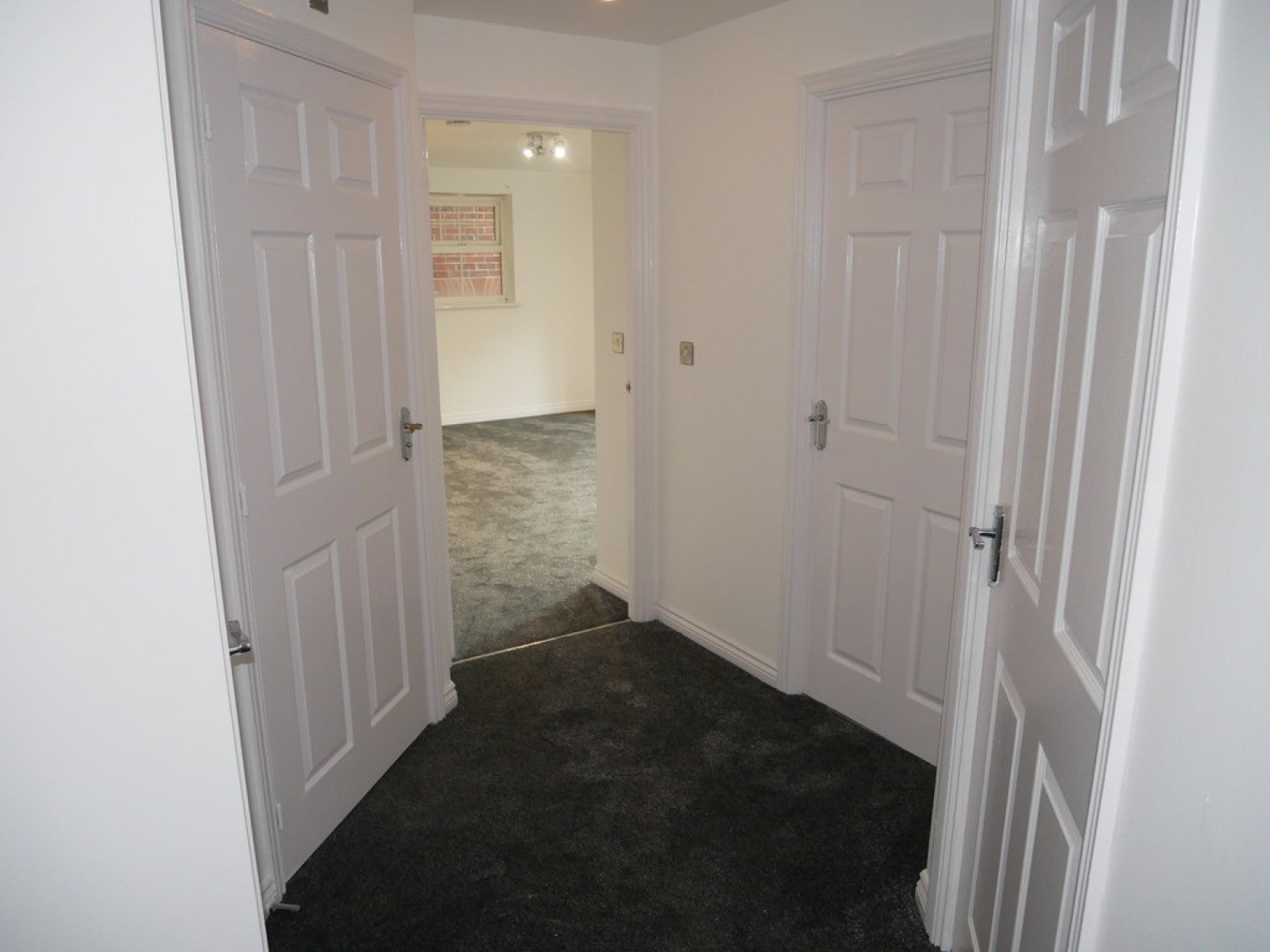 Flat Stonemere Drive in Radcliffe