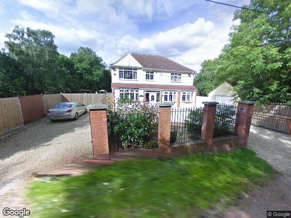 Flat Prospect Road in Greater London