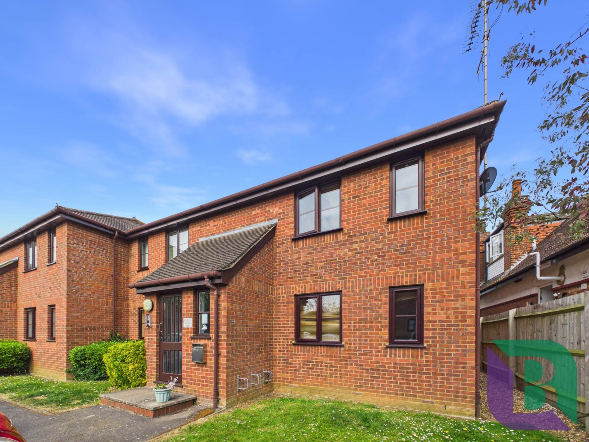 Flat Cranbrook in Milton Keynes