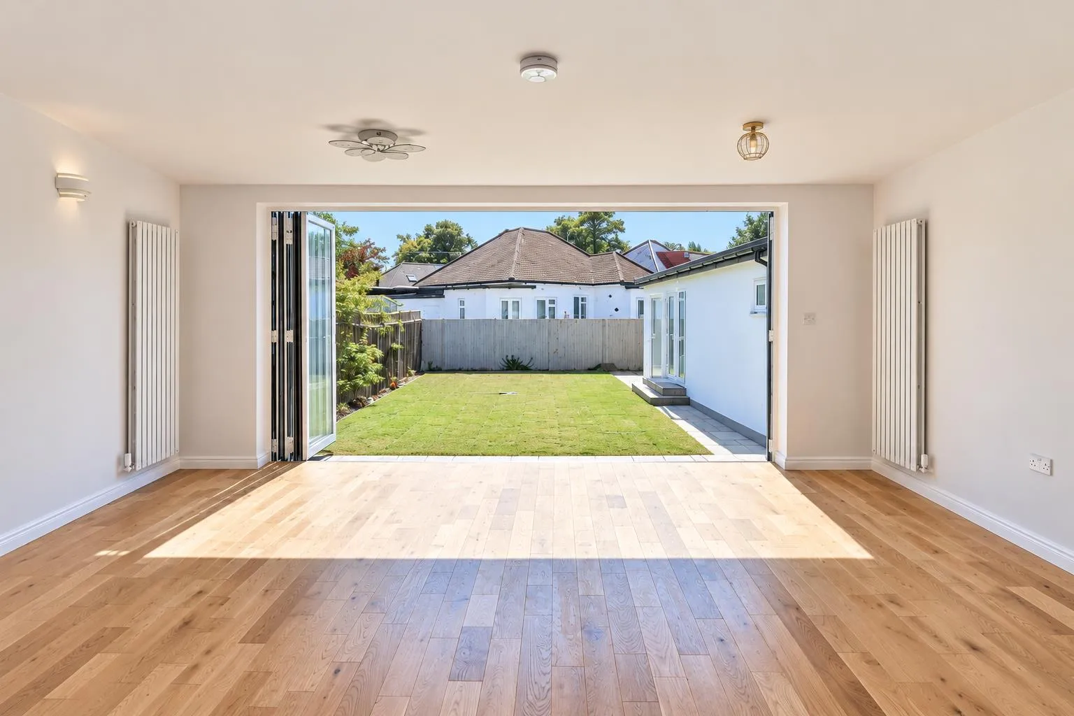 House Gladstone Avenue in Greater London