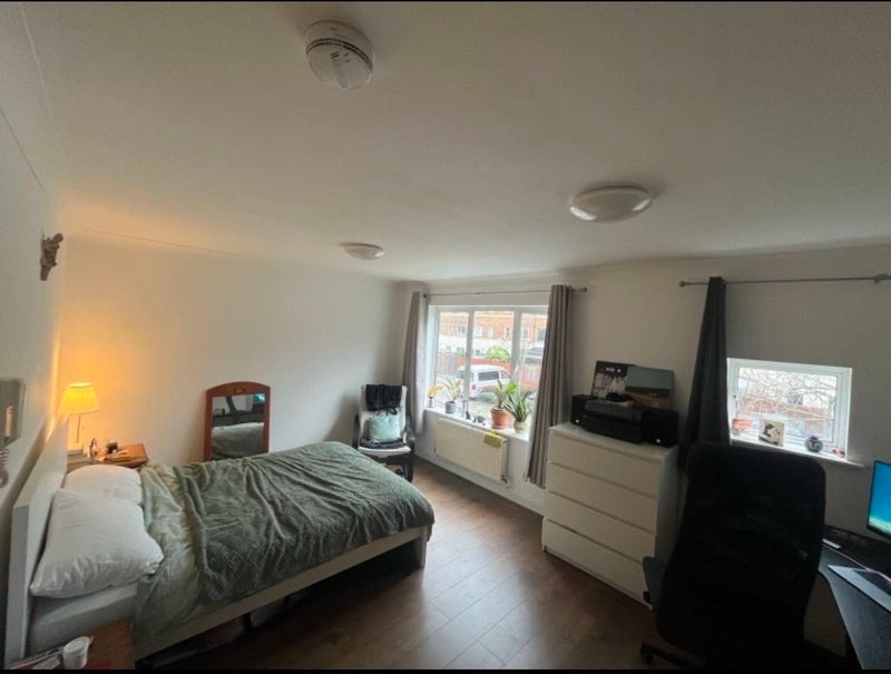 Room Freeman Court in Greater London