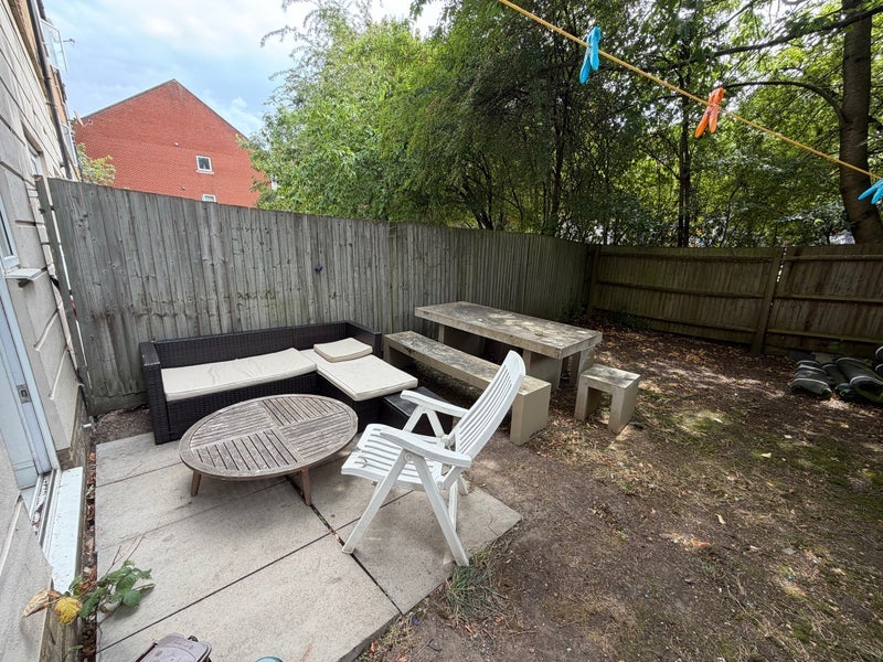 Room Freeman Court in Greater London