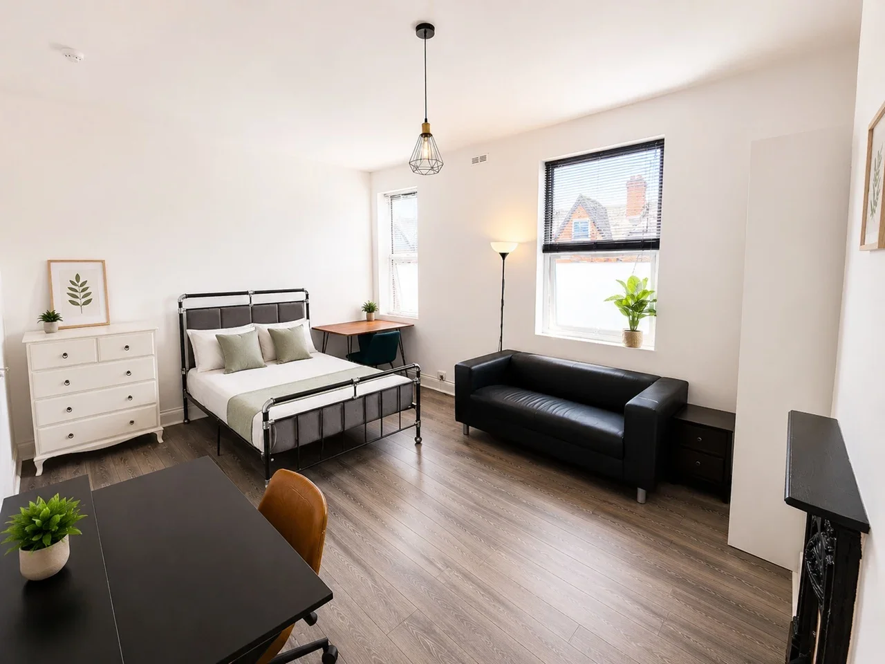 Room Strensham Road in Birmingham