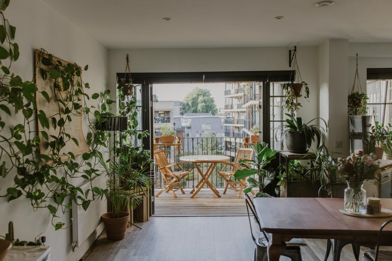 Room Scena Way in Greater London