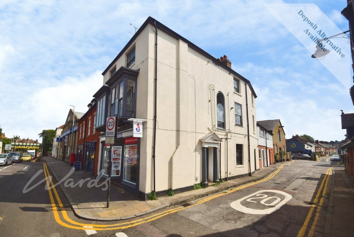 Flat Wincheap in Canterbury