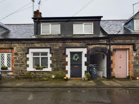 House Ballynahinch Street in Royal Hillsborough