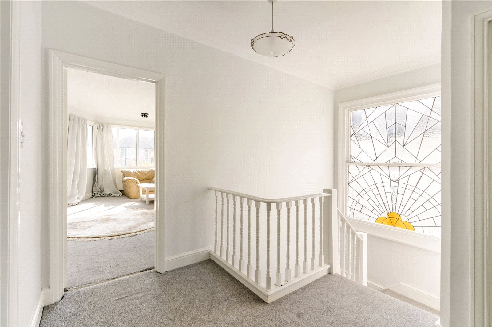 Flat Chatsworth Road in Greater London