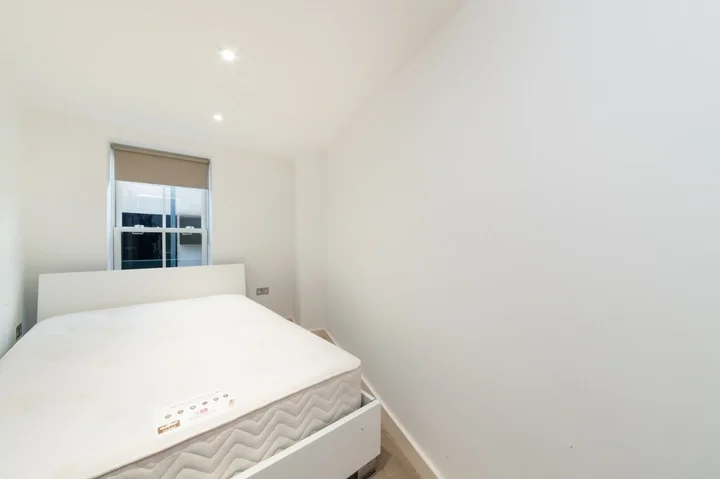Flat Carlton Vale in Greater London