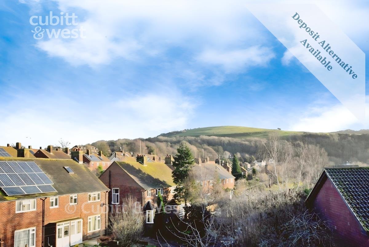 Flat Gatton Park Road in Reigate and Banstead