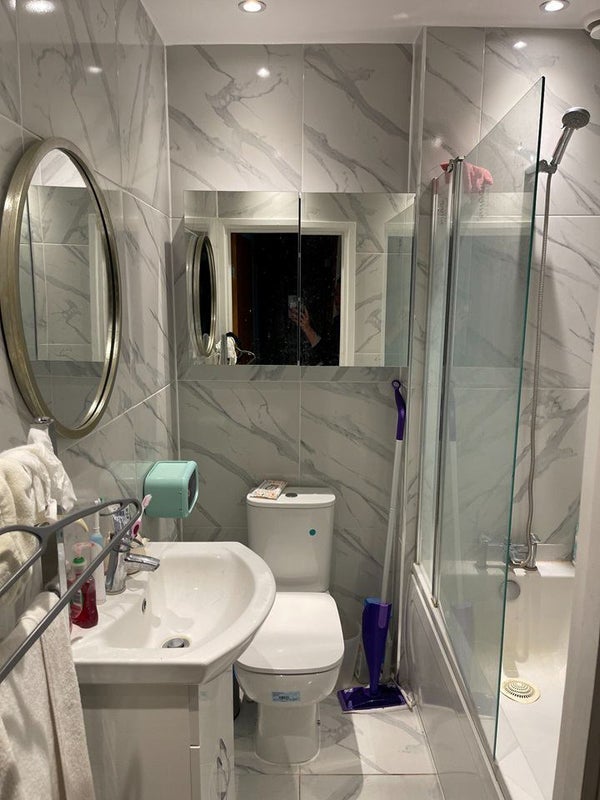 Room Alpha Grove in Greater London