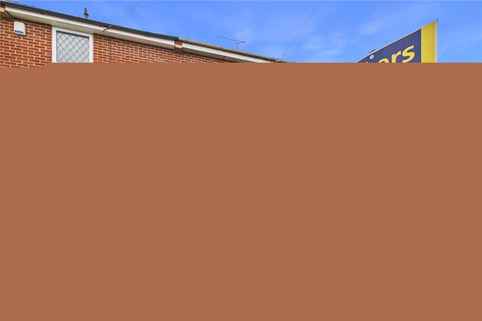 House Minton Close in Reading