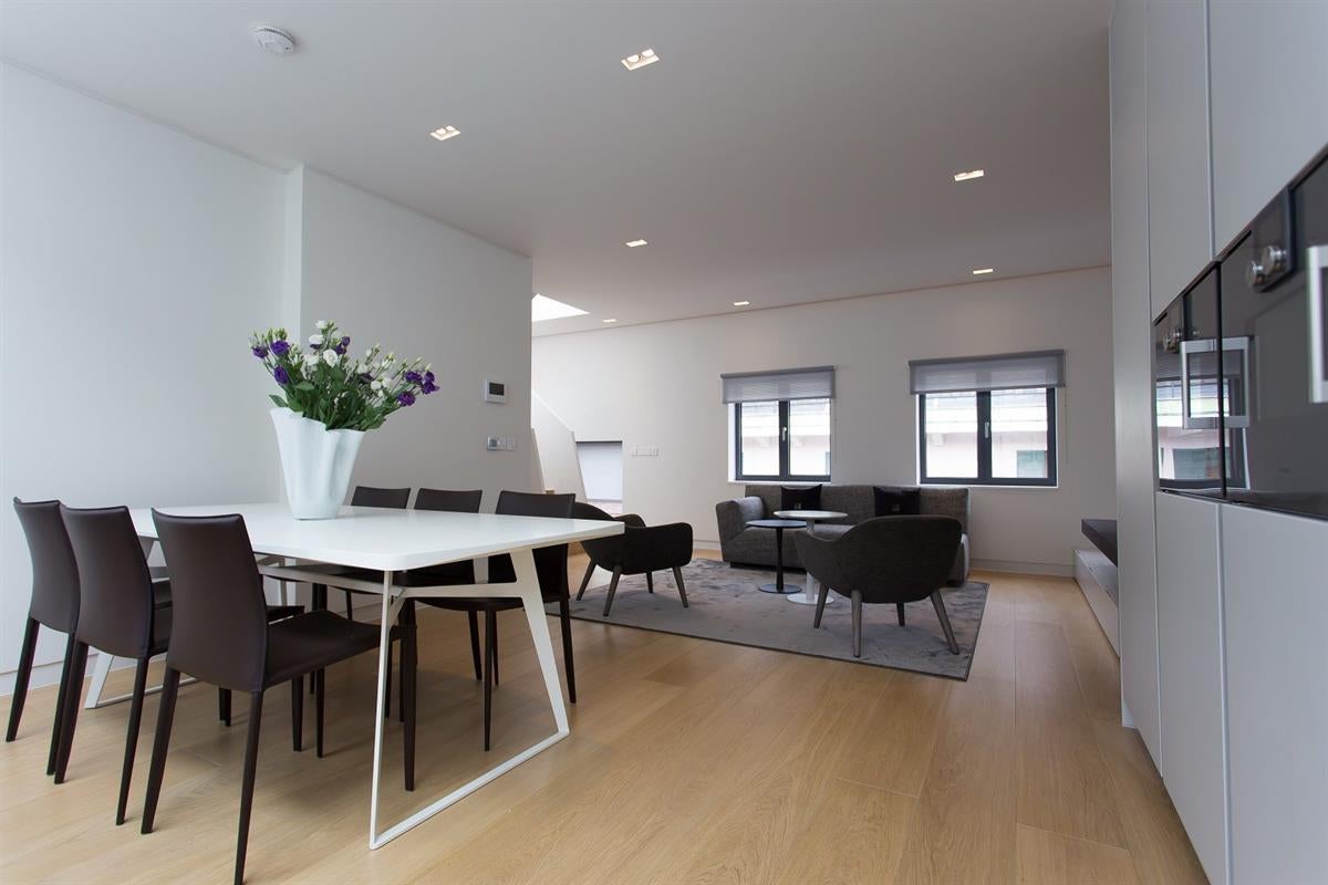 Flat Greek Street in City of Westminster