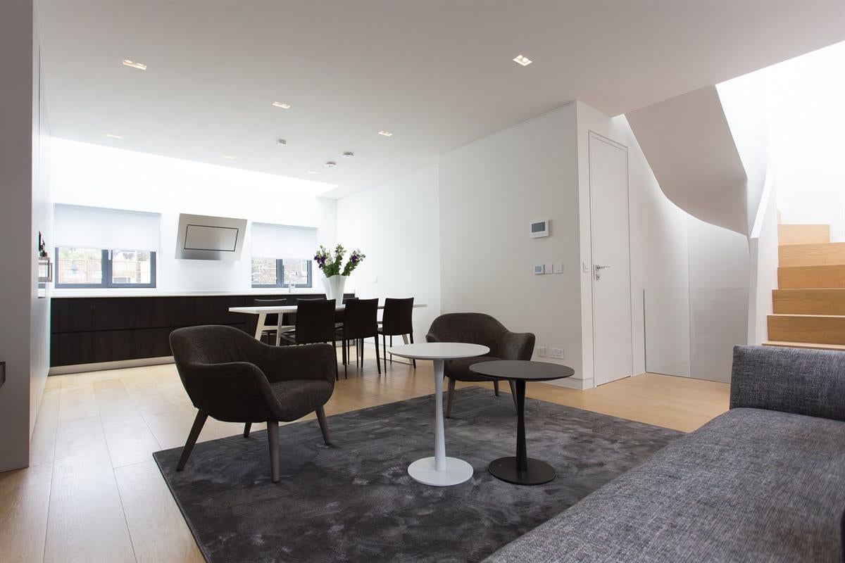 Flat Greek Street in City of Westminster