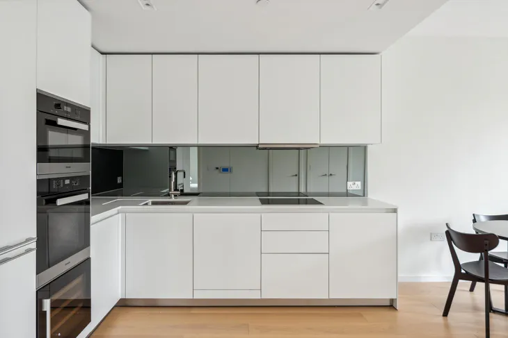 Flat Lillie Square in Greater London