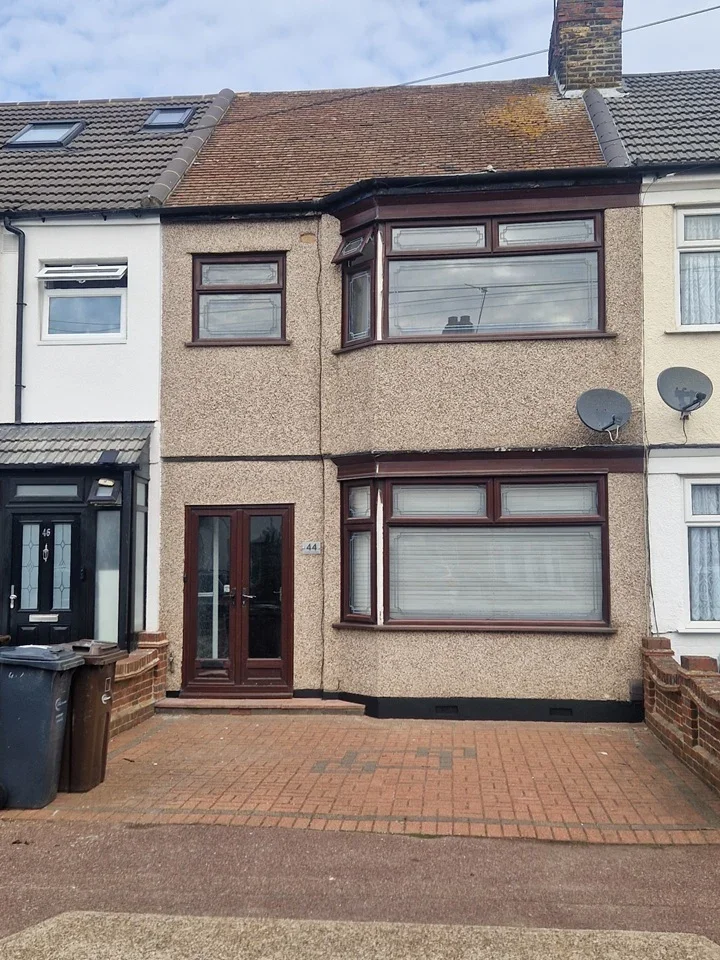 House Craven Gardens in Greater London