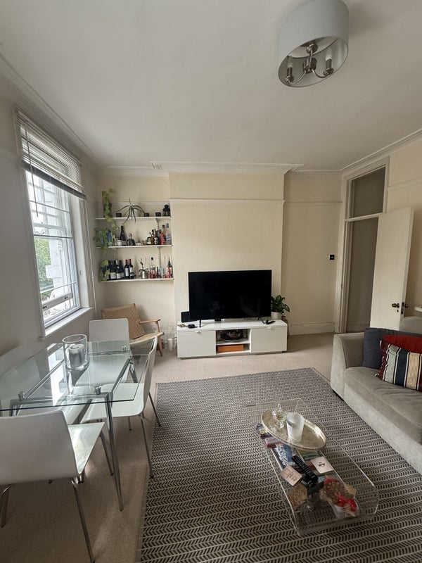 Room Haverstock Hill in Greater London