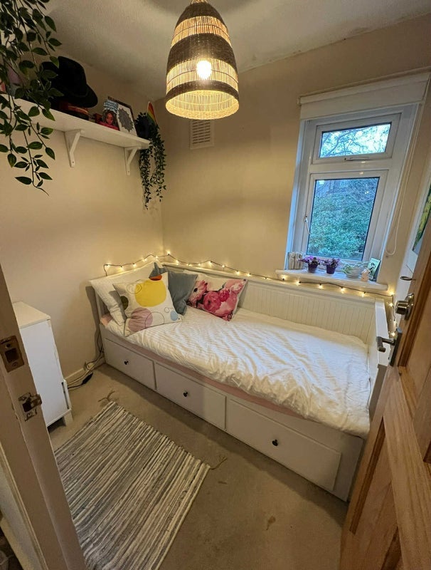 Room Cranmer Road in Greater London