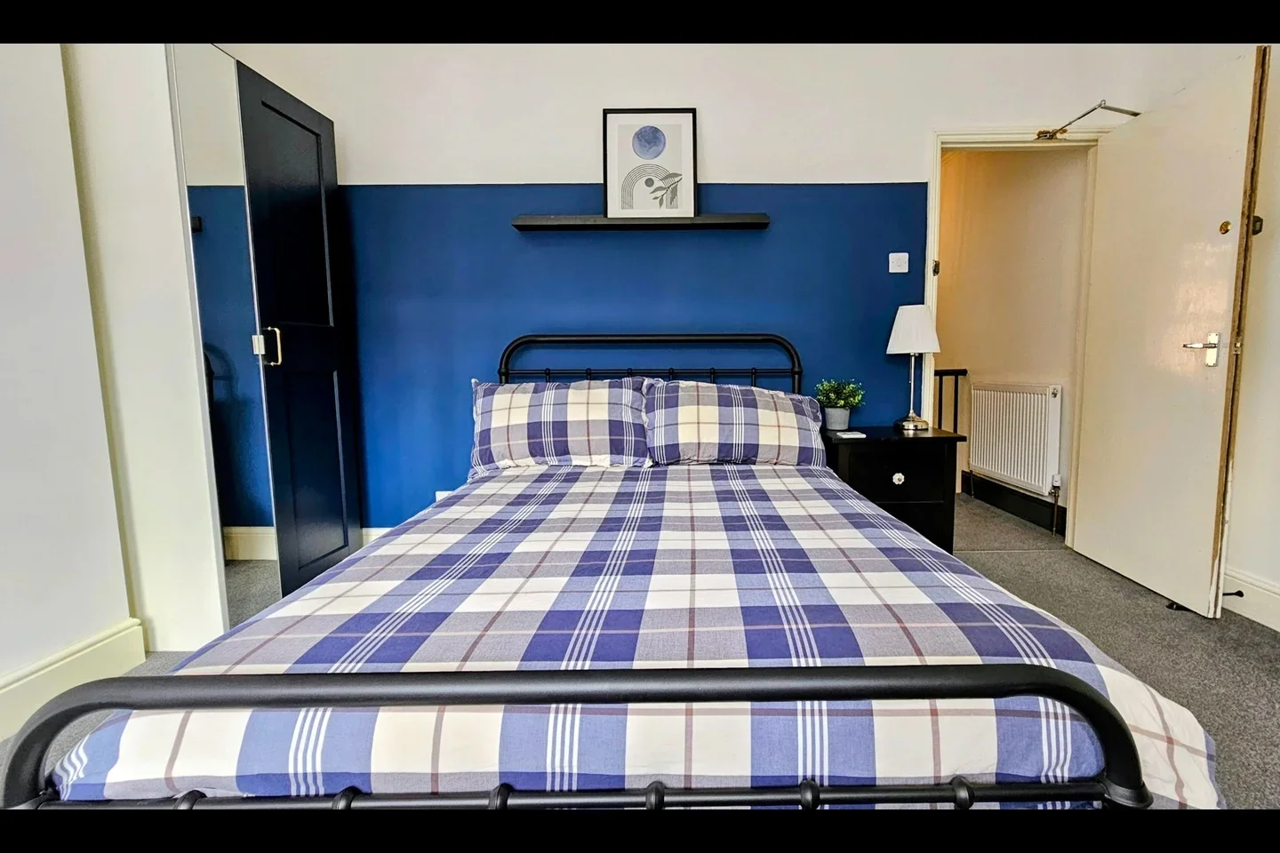 Room Thackeray Road in Southampton