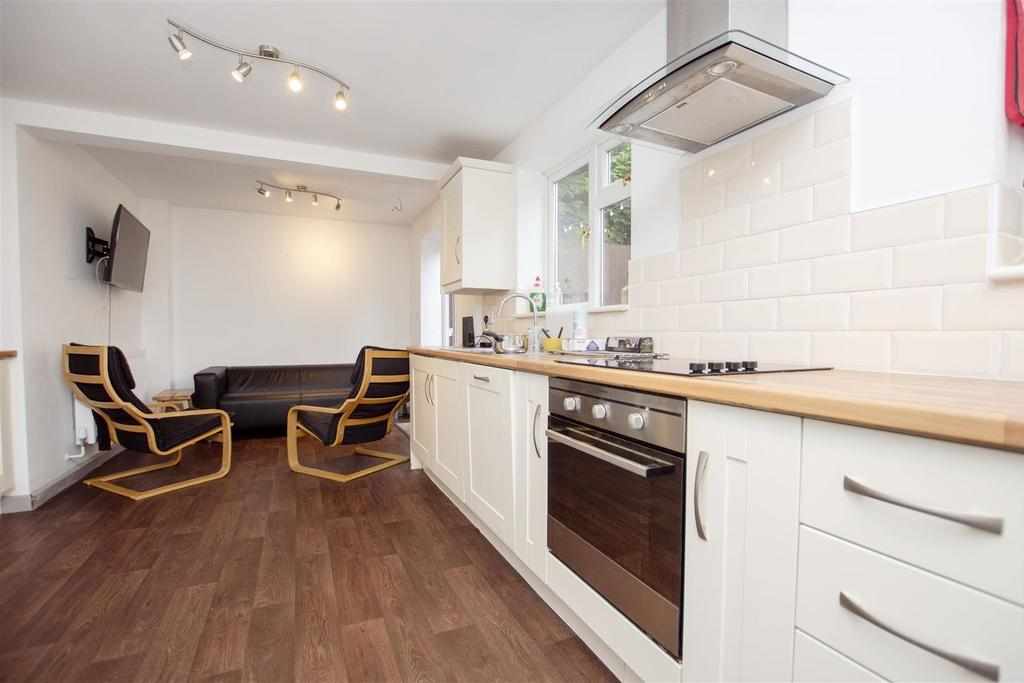 Flat Heeley Road in Birmingham
