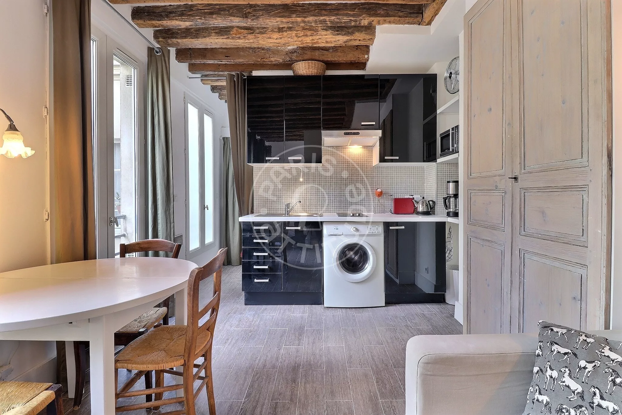 Appartement Rue Léopold-Bellan à Paris