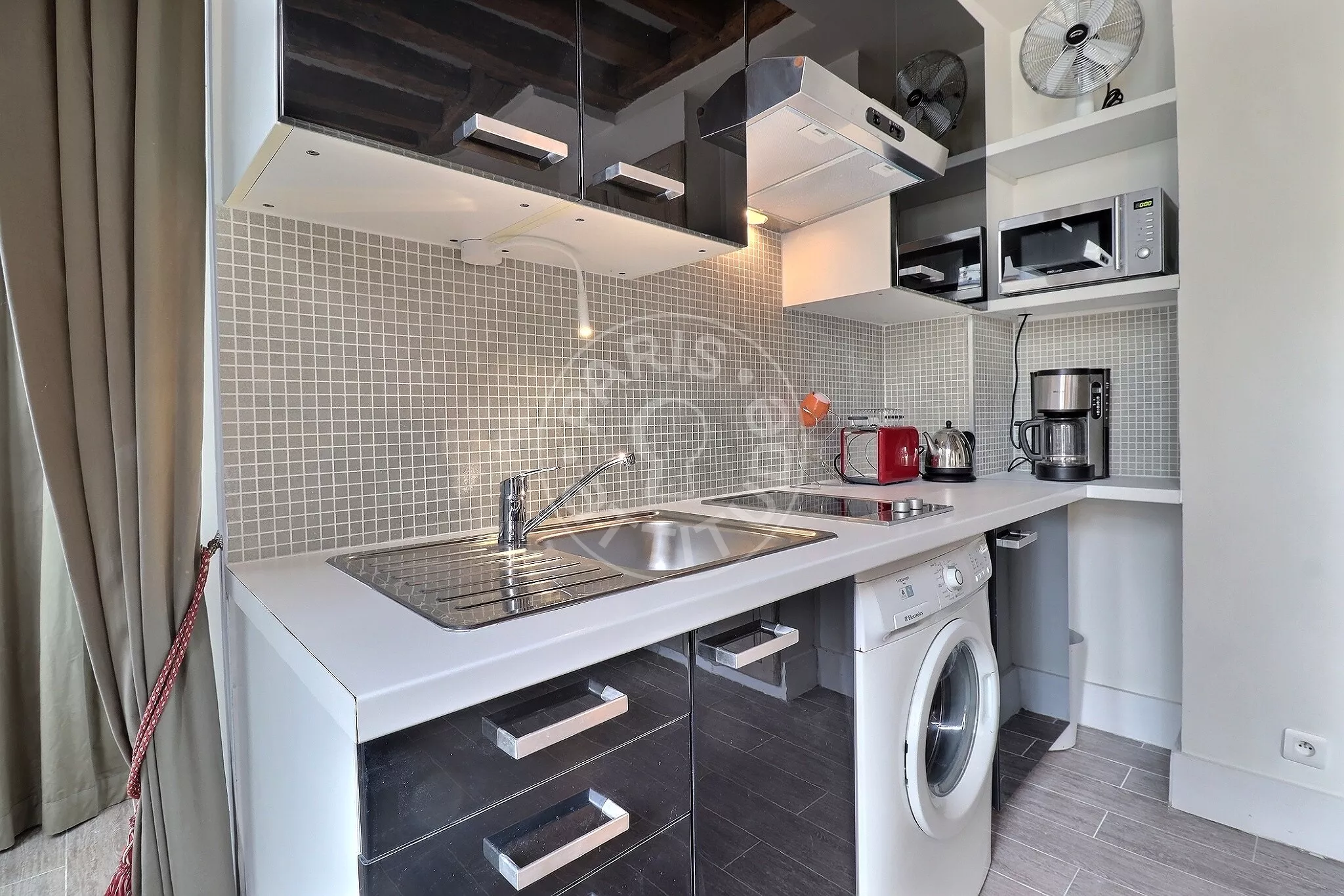 Appartement Rue Léopold-Bellan à Paris