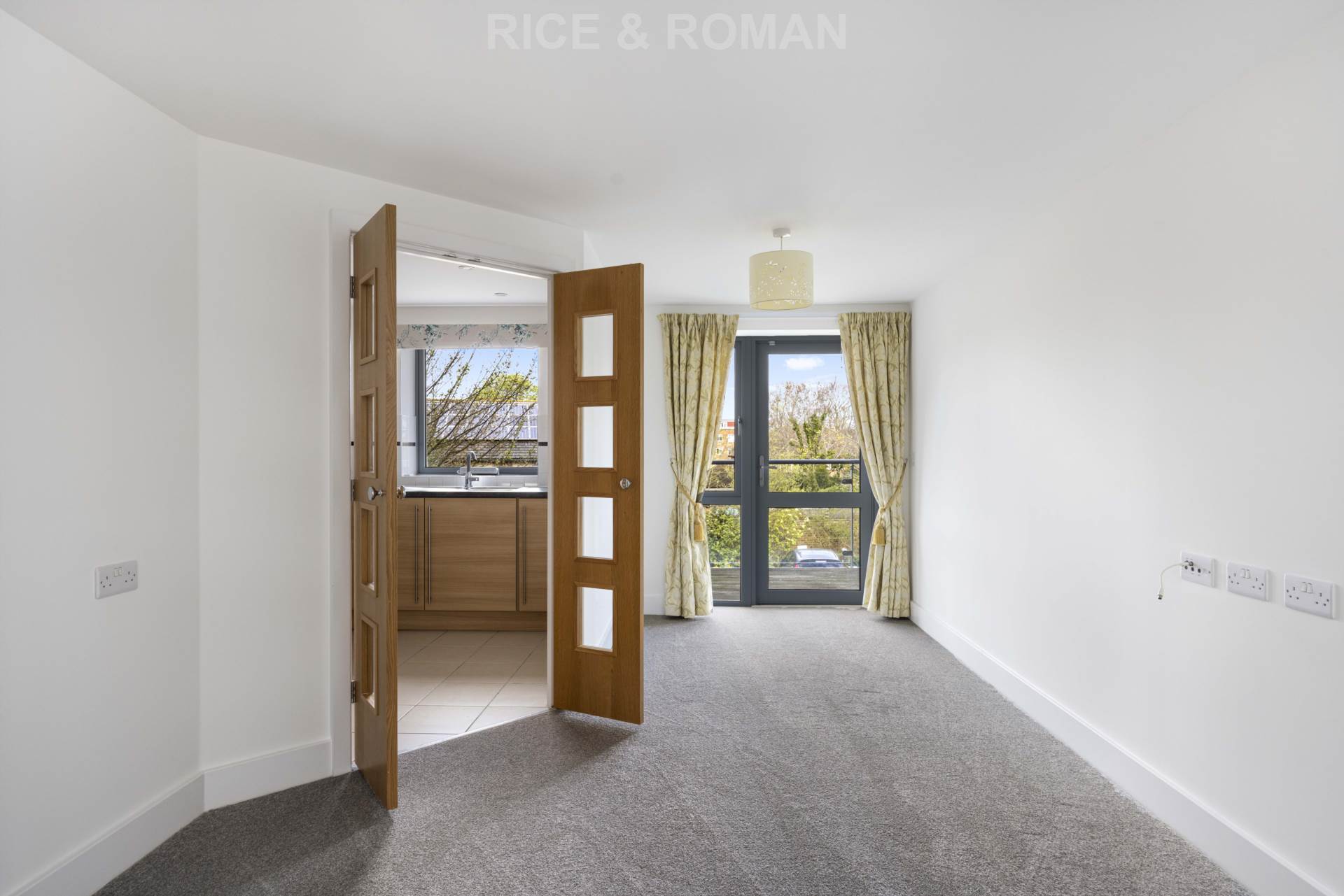 Flat Shotfield in Greater London