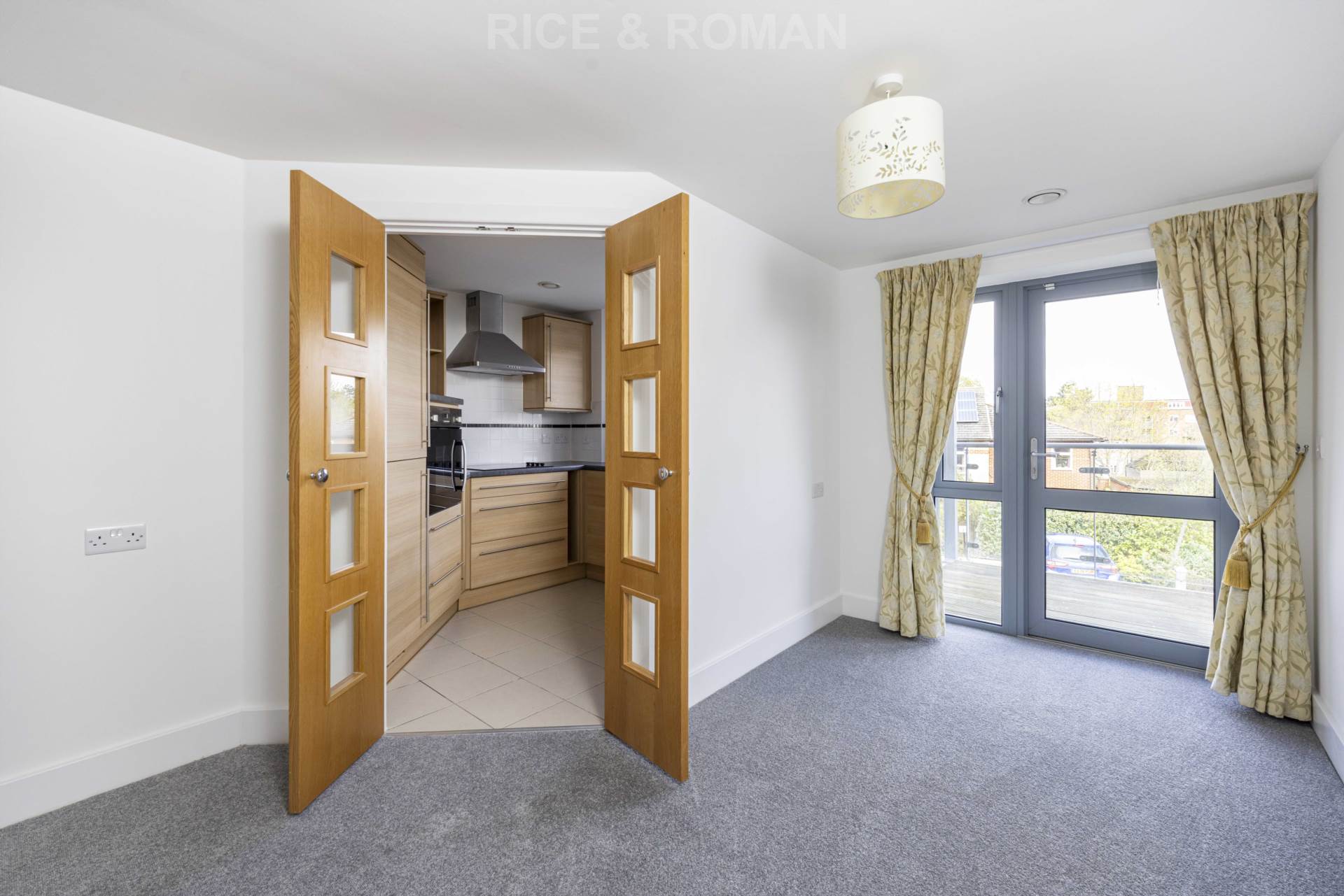 Flat Shotfield in Greater London