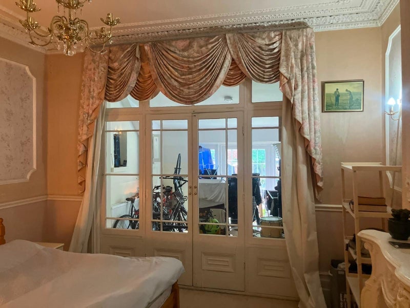 Room Essex Road in Greater London