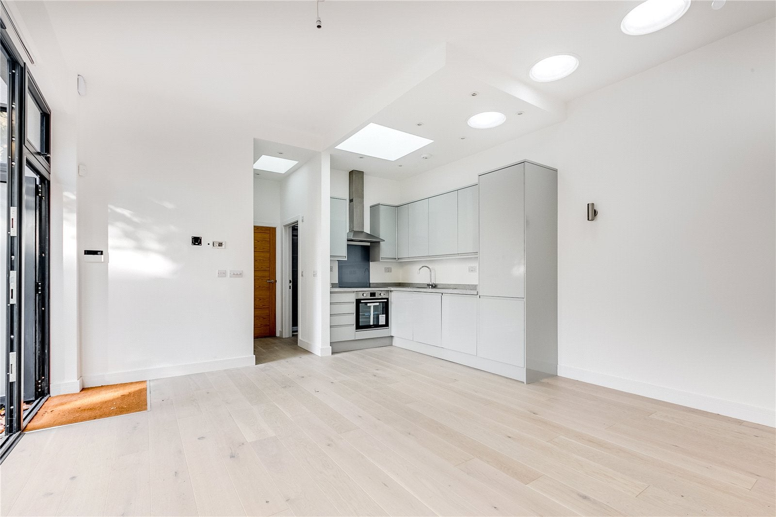Flat Portnall Road in City of Westminster