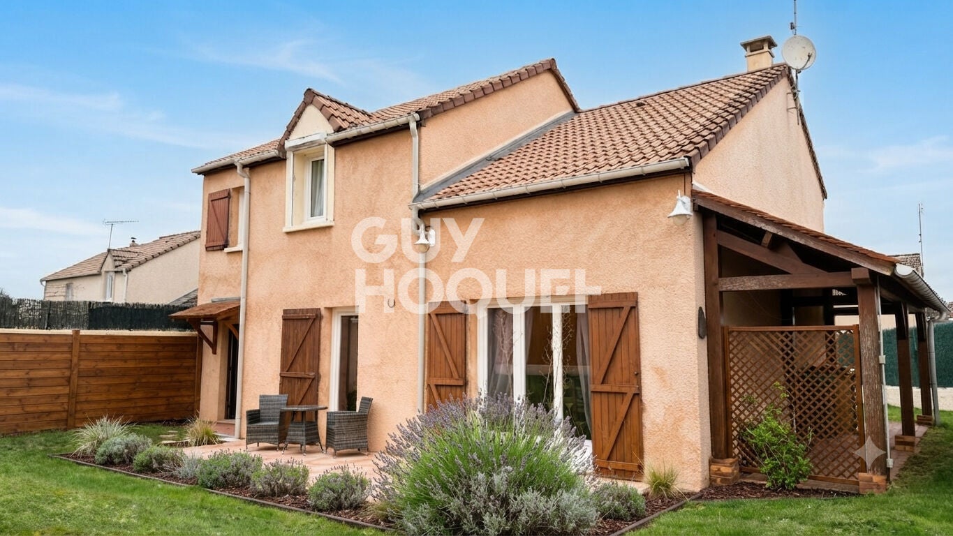 Maison Rue de l'Eolienne à Anet