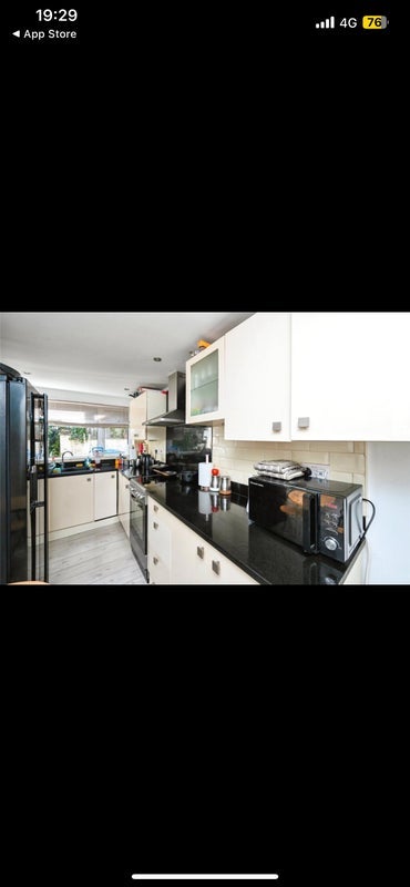 Room Broxtowe Drive in Mansfield Woodhouse