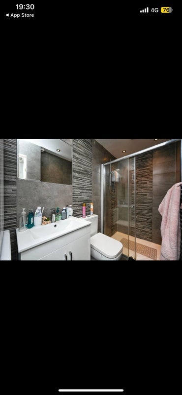 Room Broxtowe Drive in Mansfield Woodhouse