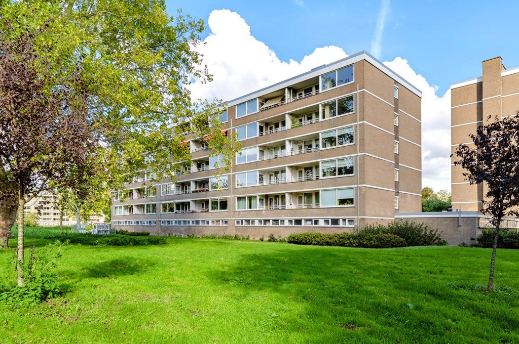 Appartement Edmond Hellenraadstraat 107 in Rotterdam