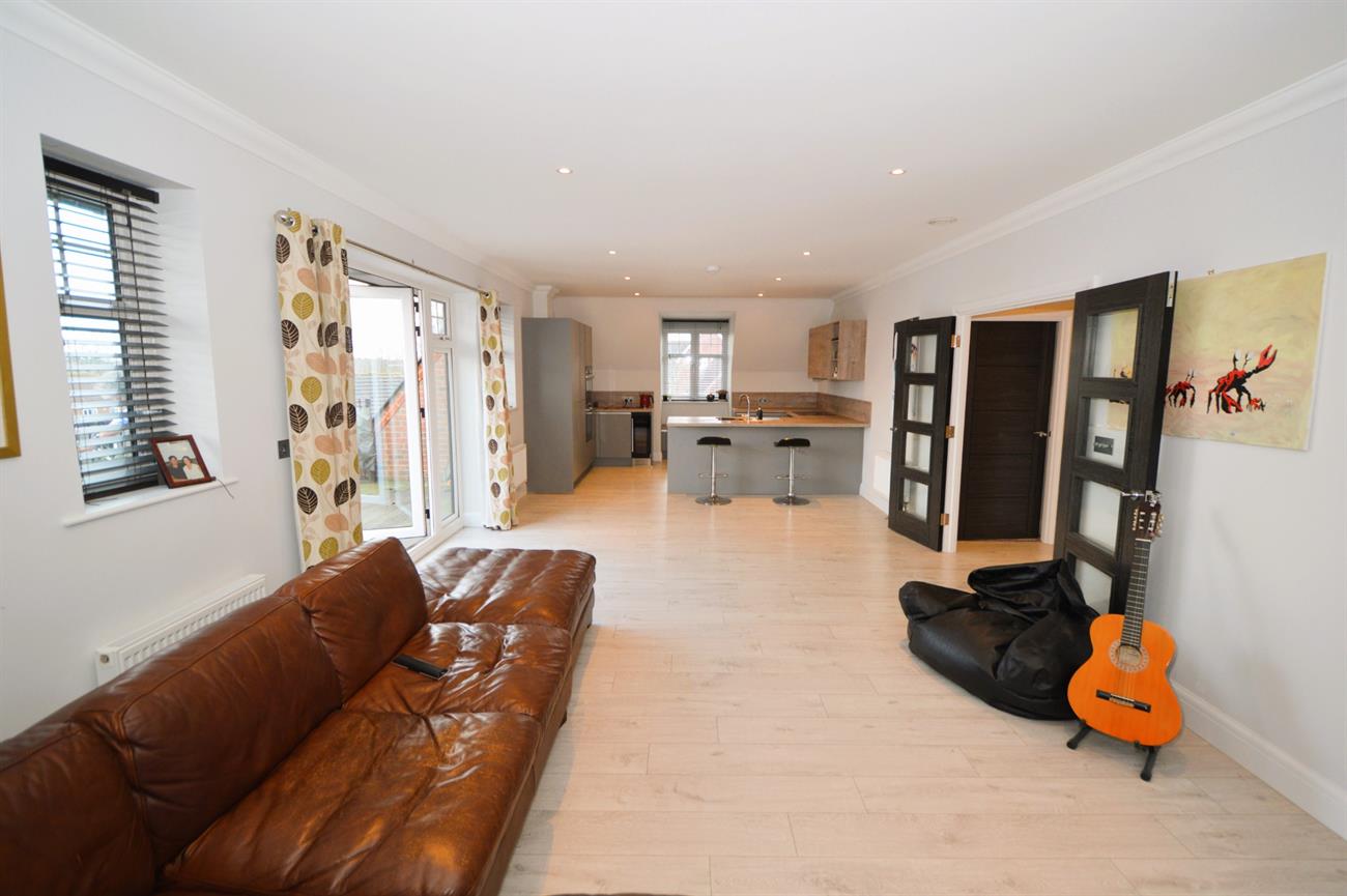 Flat London Road in Surrey Heath
