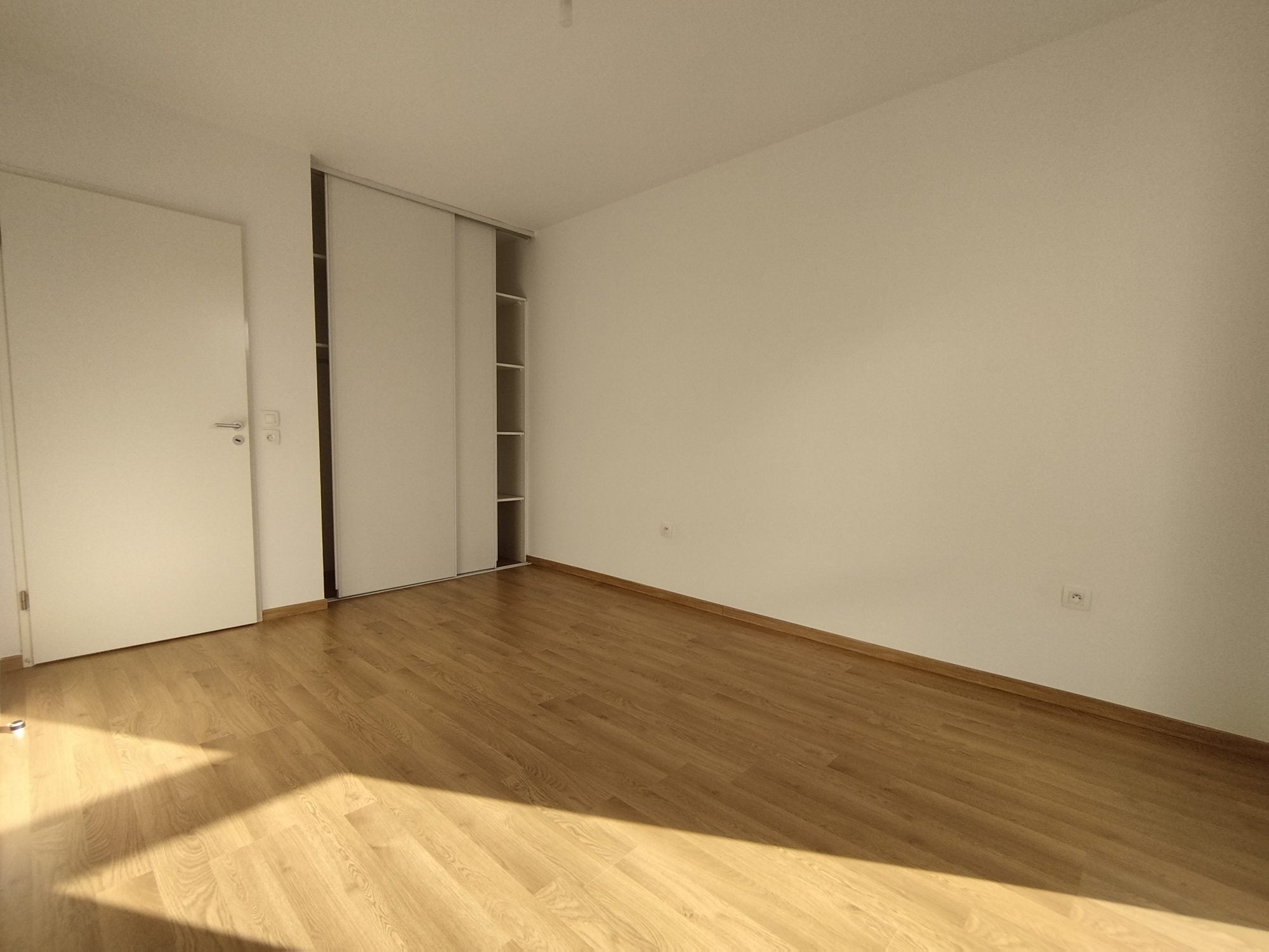 Flat Rue Edmond Desouches in Le Coudray