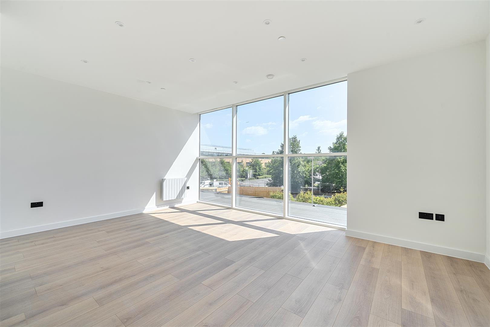 Flat Vanwall Road in Maidenhead