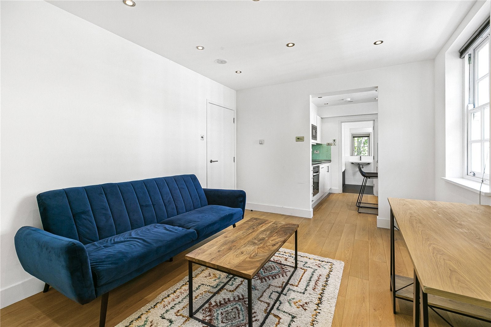 Flat Great Russell Street in Greater London