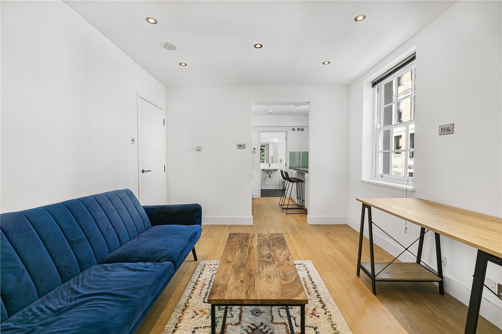 Flat Great Russell Street in Greater London