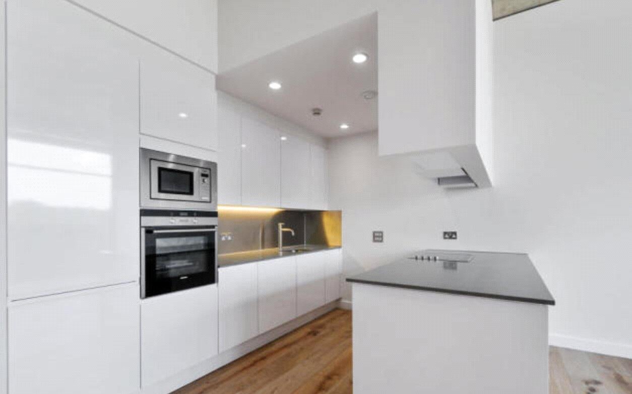 Flat Bayford Street in Greater London