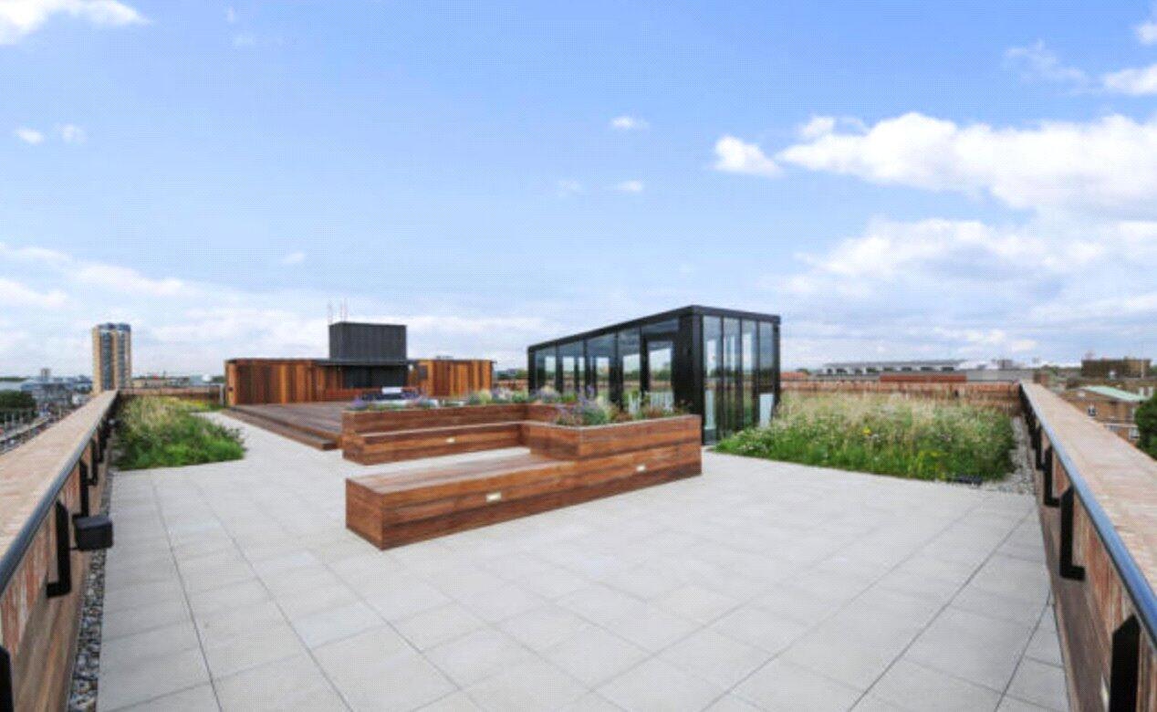 Flat Bayford Street in Greater London