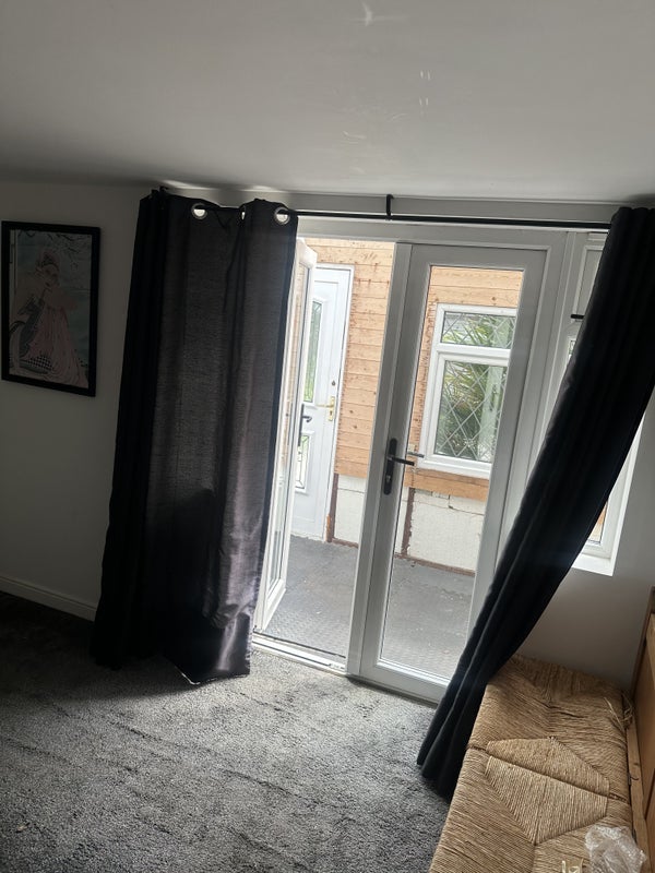 Room Emberley Close in Ferndown