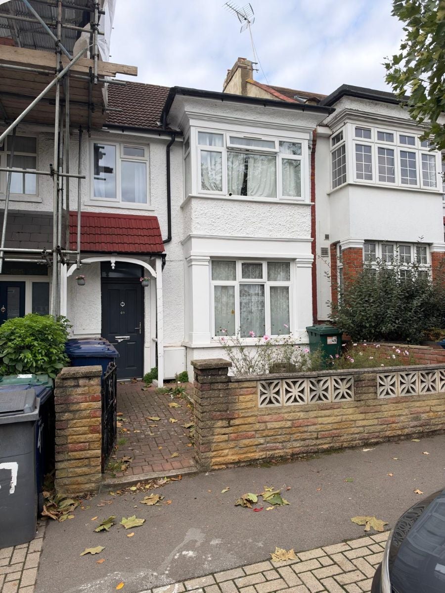 Flat Riverside in Greater London